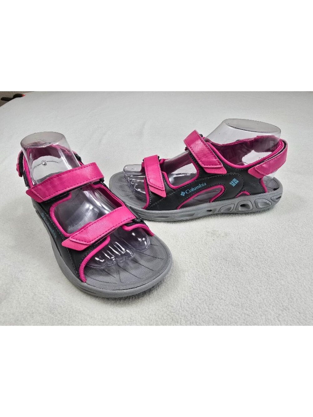 NEW Columbia Womens Adjustable Strap Sandals Size 5 US Pink & Gray